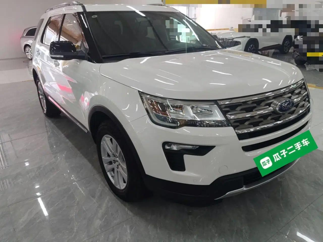 Ford Explorer 2017 2.3T Fashion Edition — миниатюра 3