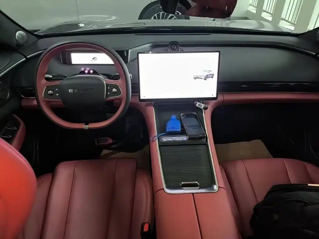 Exeed ES 2025 Range Extender Max Urban Driving Assist — миниатюра 10