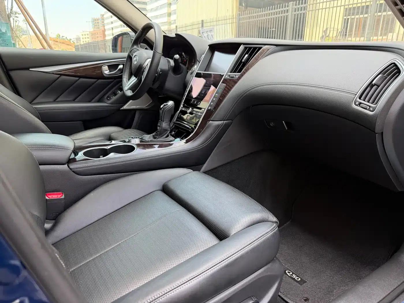 Infiniti Q50L 2018 2.0T Luxury Sport Edition (National V Emission Standard) — миниатюра 5