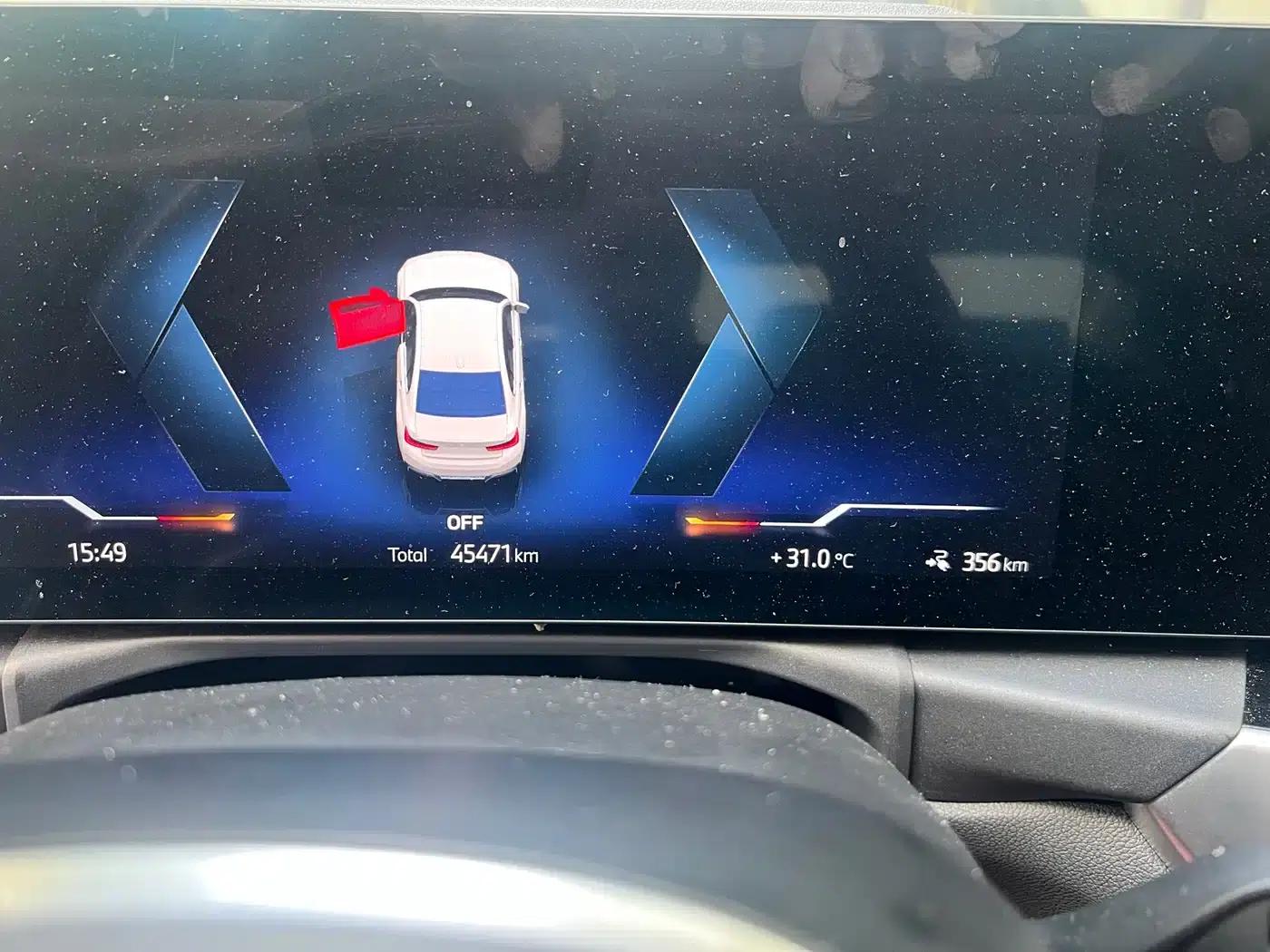 BMW i3 2022 eDrive 35L — миниатюра 7