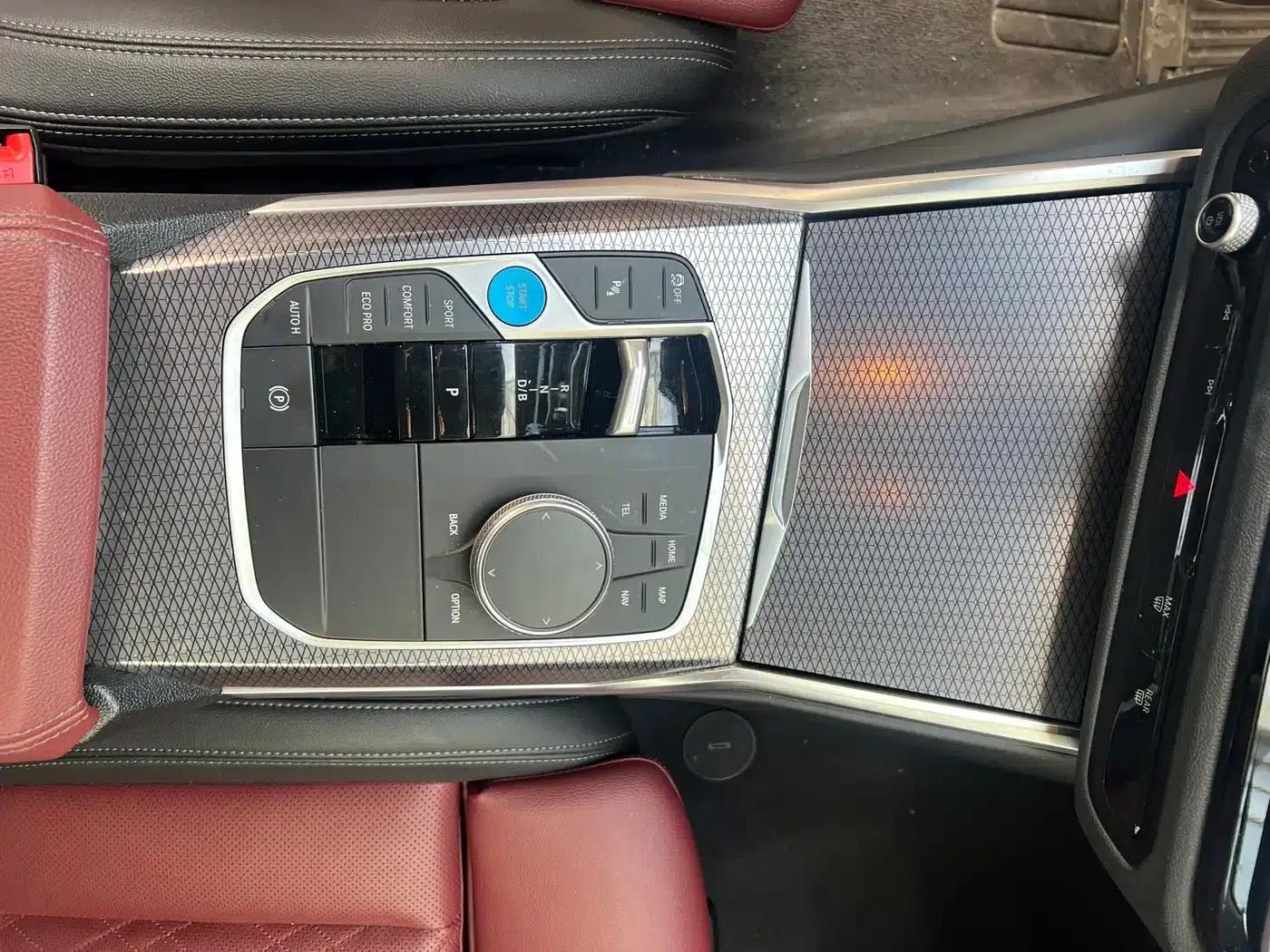 BMW i3 2022 eDrive 35L — миниатюра 8