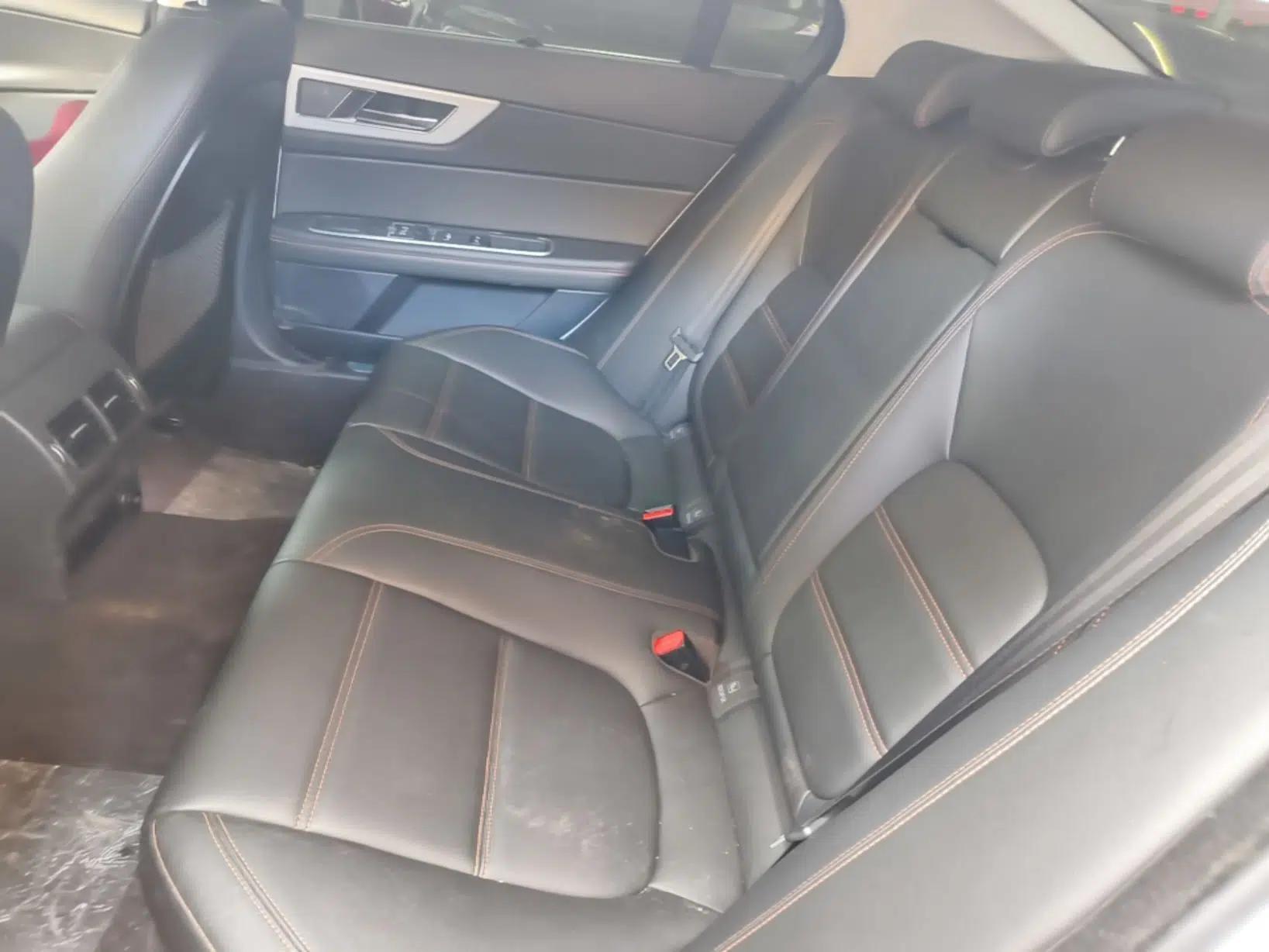 Jaguar XEL 2019 2.0T 200 PS Deluxe Edition — миниатюра 25