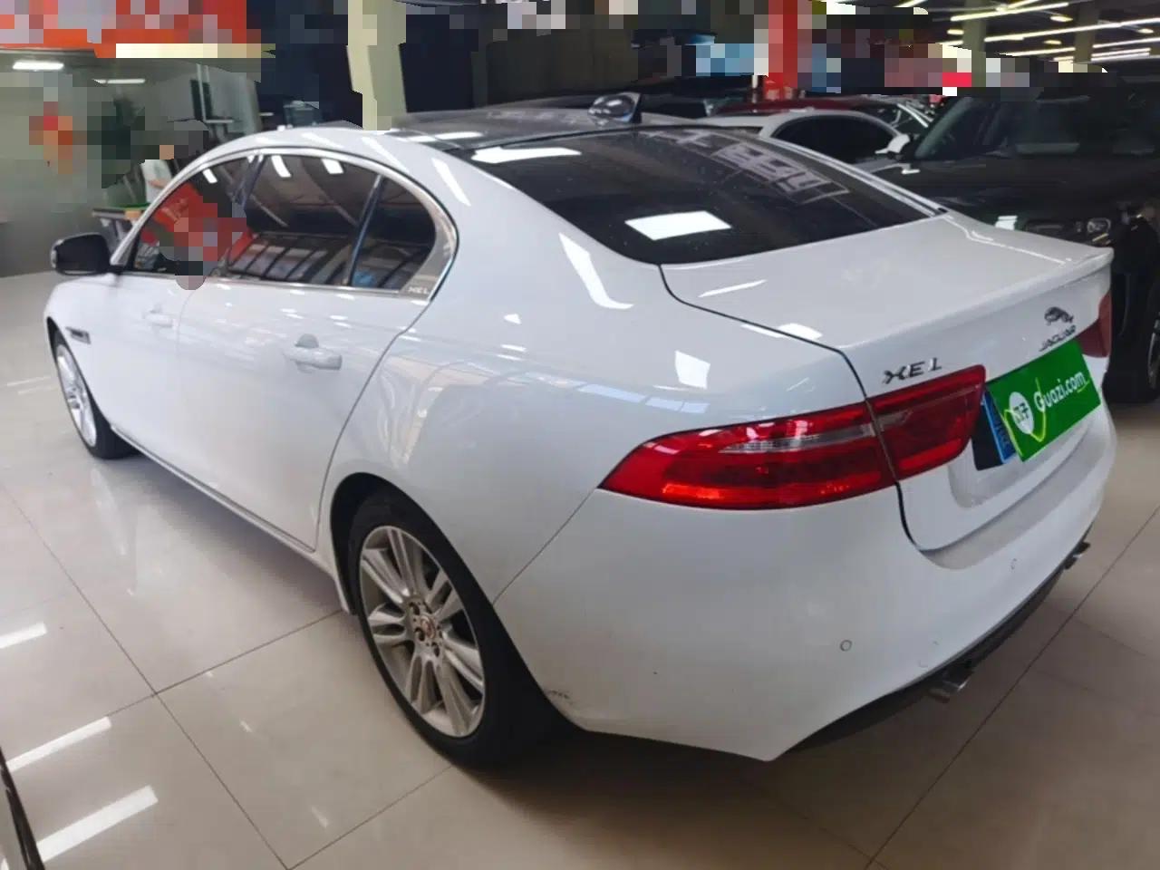 Jaguar XEL 2019 2.0T 200 PS Deluxe Edition — миниатюра 4