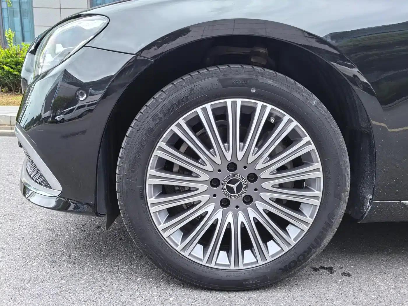 Mercedes-Benz E-Class 2021 E 300 L Fashion Edition — миниатюра 4