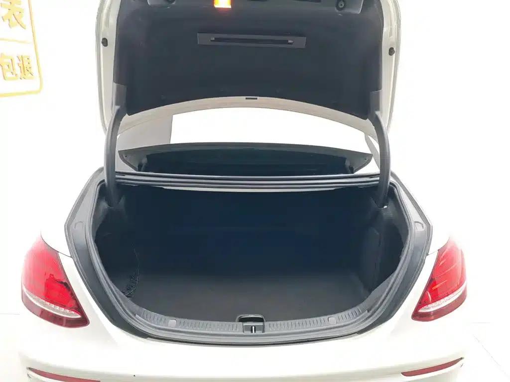 2018 Mercedes-Benz E-Class E 200 L Sport 4MATIC — миниатюра 16