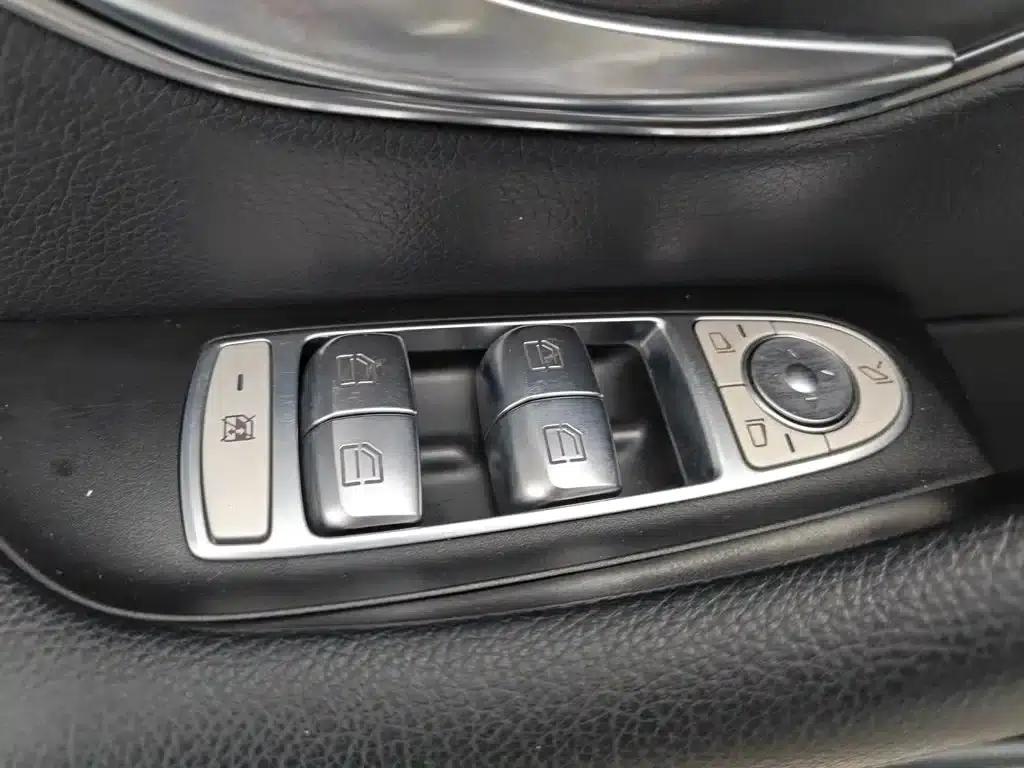 2018 Mercedes-Benz E-Class E 200 L Sport 4MATIC — миниатюра 9