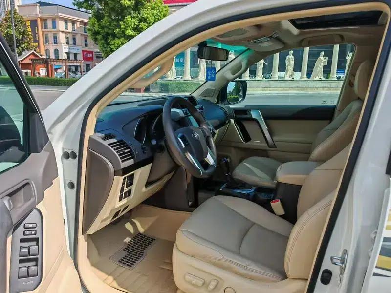 2015 Prado 2.7L Automatic Standard Edition — миниатюра 8
