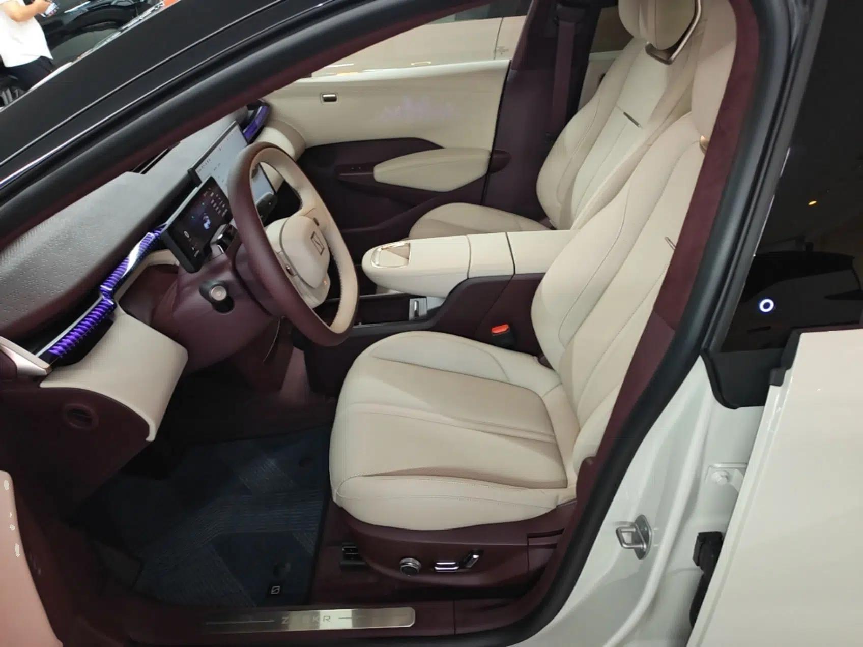 Zeekr X 2025 Four-Seater Rear-Drive Cube Version — миниатюра 22