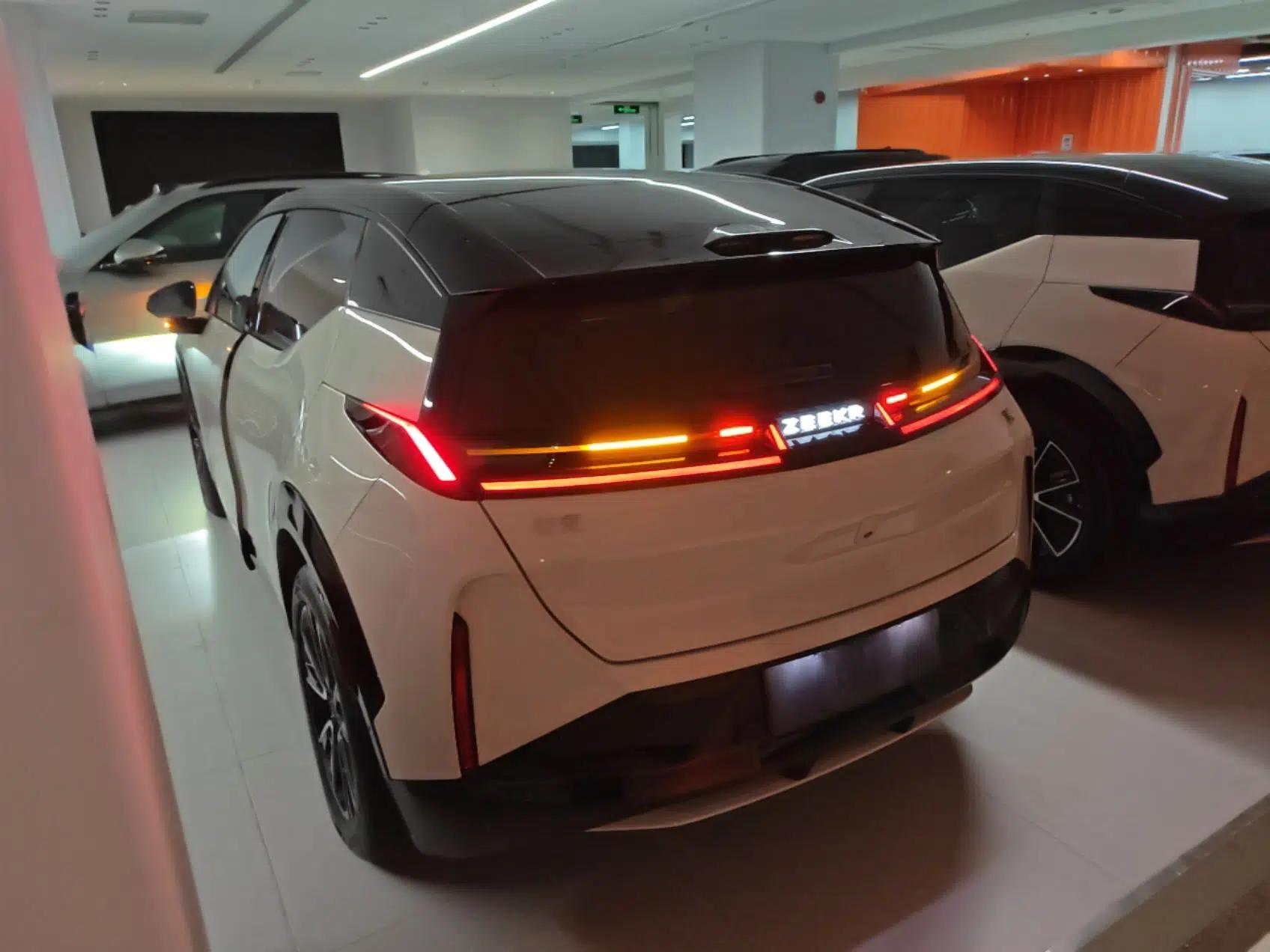 Zeekr X 2025 Four-Seater Rear-Drive Cube Version — миниатюра 4