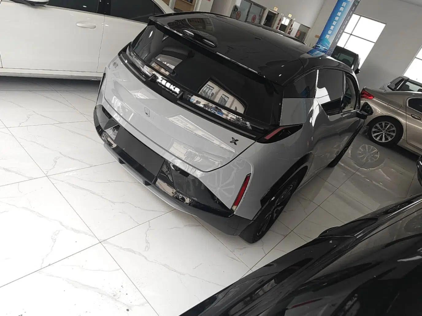 Zeekr X 2023 Four-Wheel-Drive YOU Edition 5 Seats — миниатюра 6