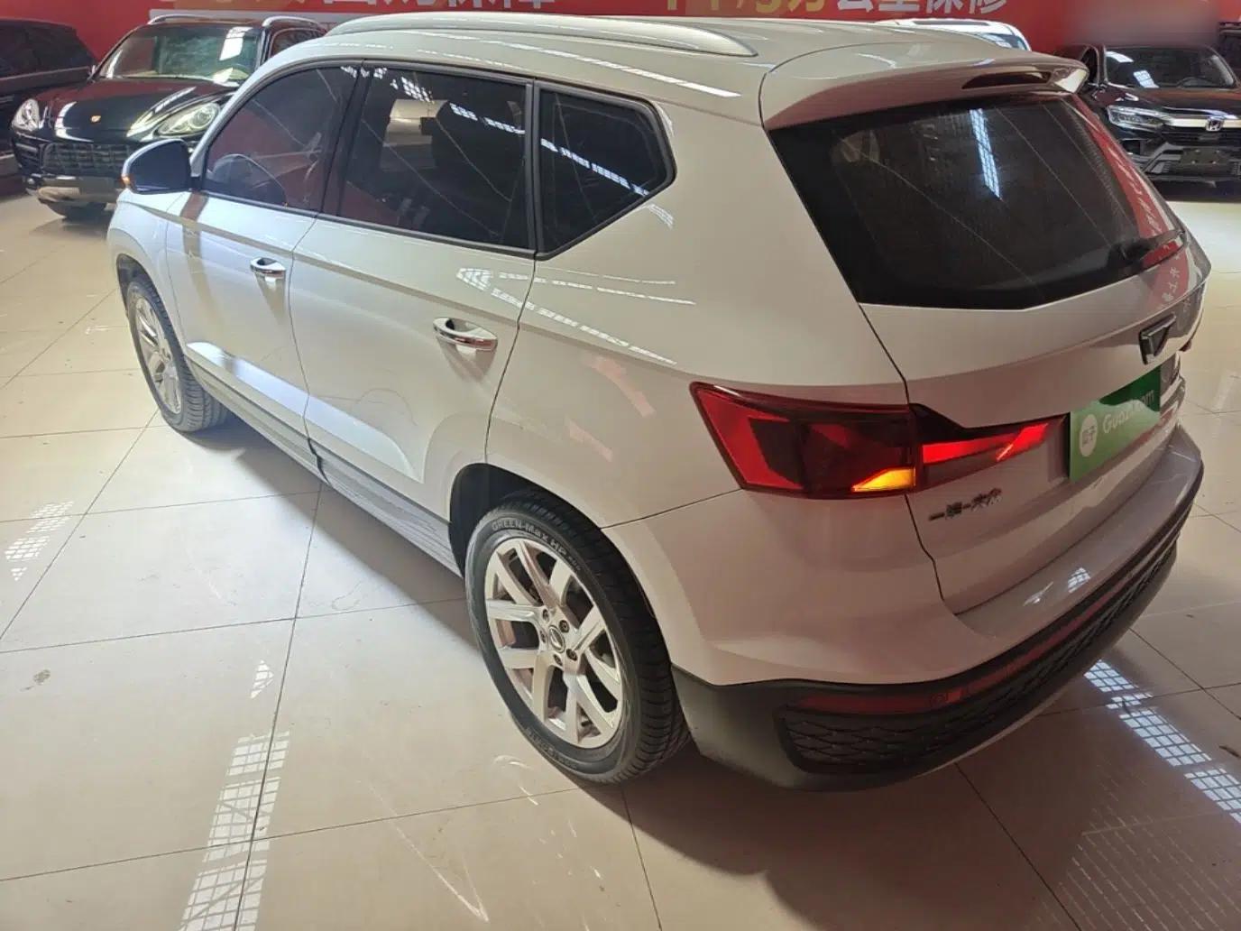 Jetta VS5 2023 280TSI Automatic Enjoyment Model — миниатюра 4