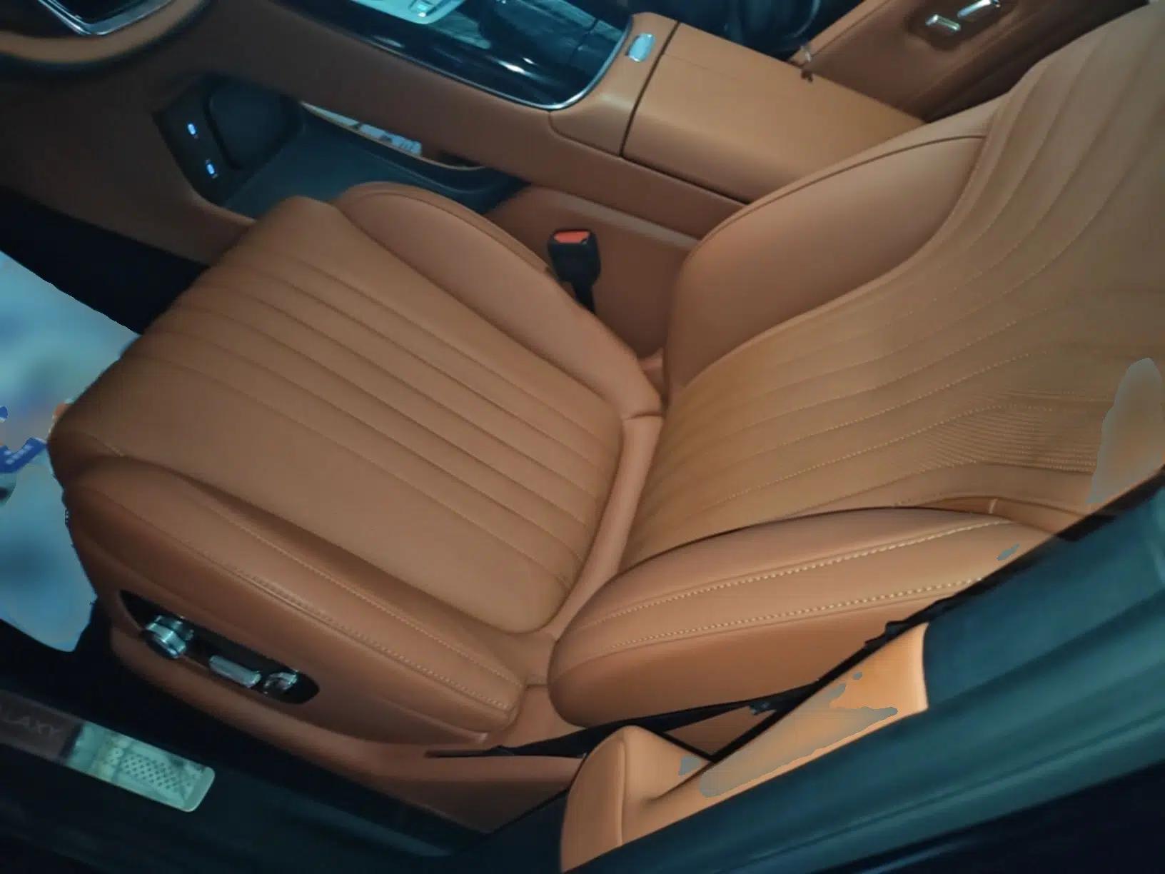 Geely Galaxy M9 2025 Model 210km Four-Wheel-Drive Leading Edition — миниатюра 17