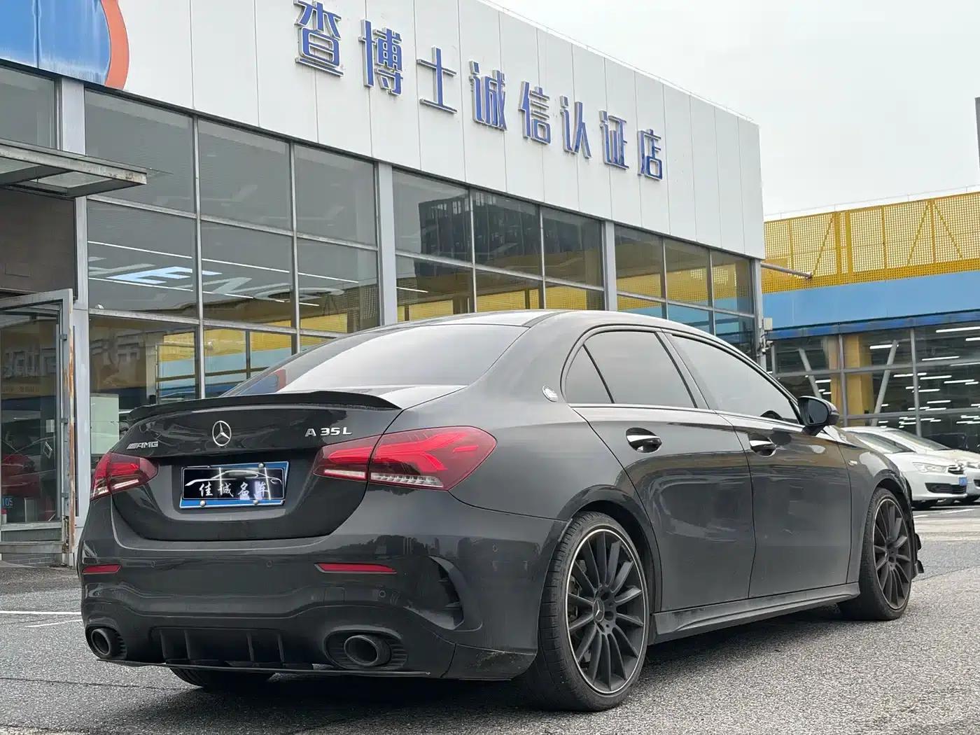 2022 Mercedes-Benz A-Class AMG A 35 L 4MATIC — миниатюра 2