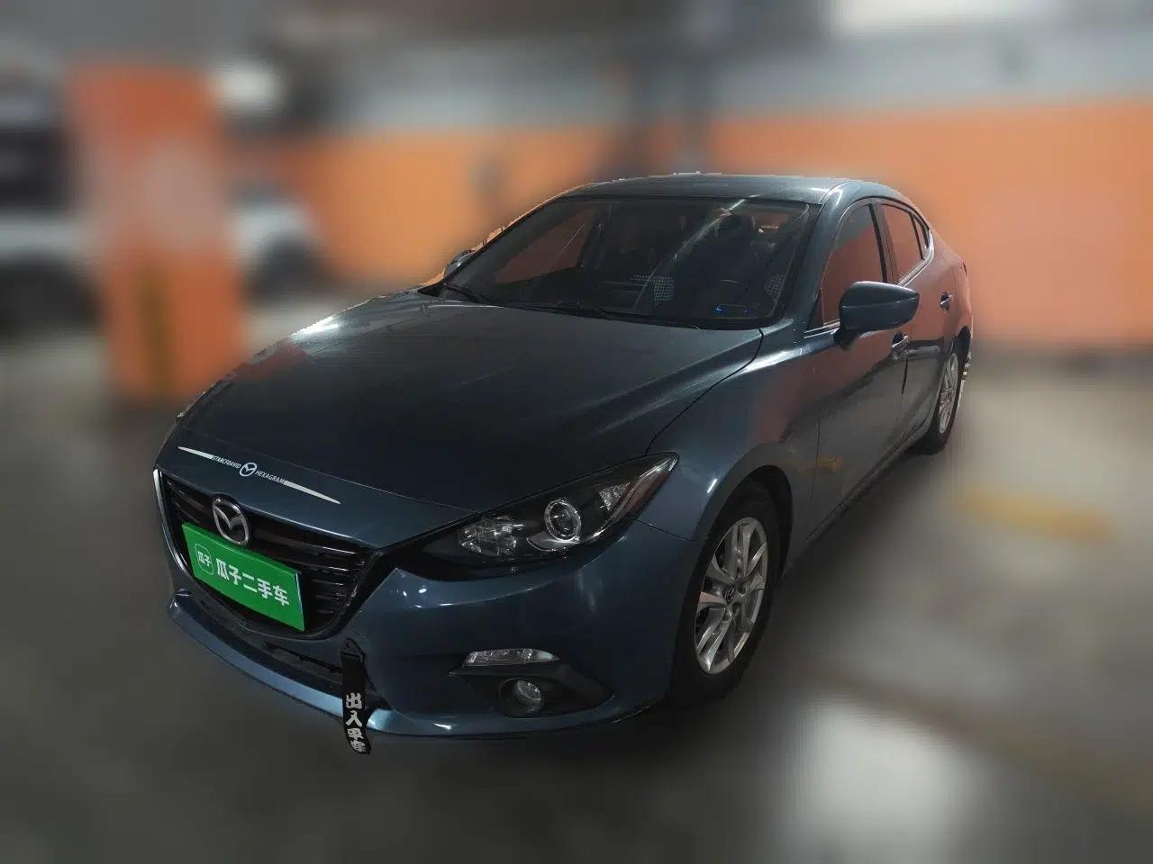 Mazda 3 Axela 2016 Sedan 1.5L Automatic Comfort Model — миниатюра 1