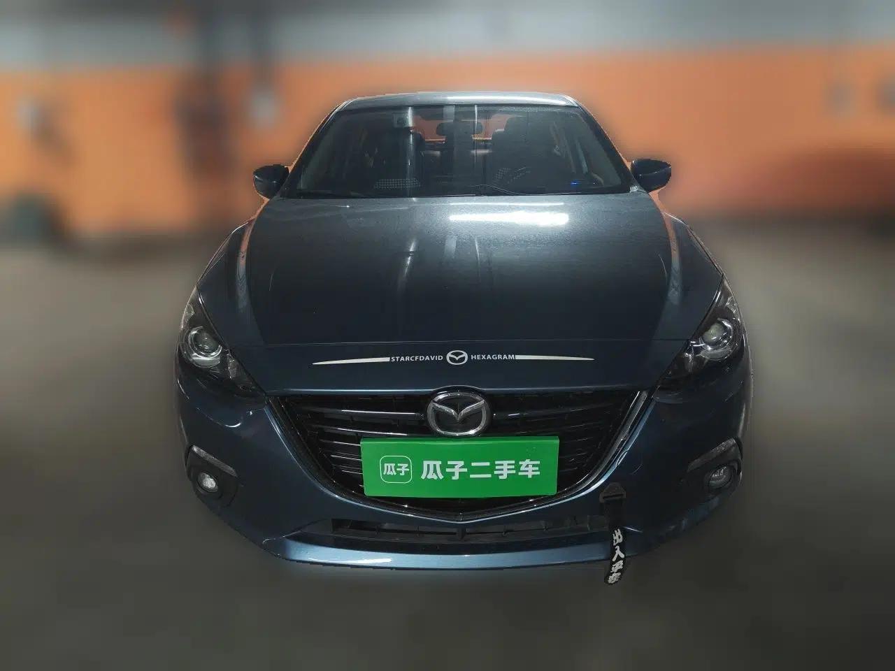Mazda 3 Axela 2016 Sedan 1.5L Automatic Comfort Model — миниатюра 2
