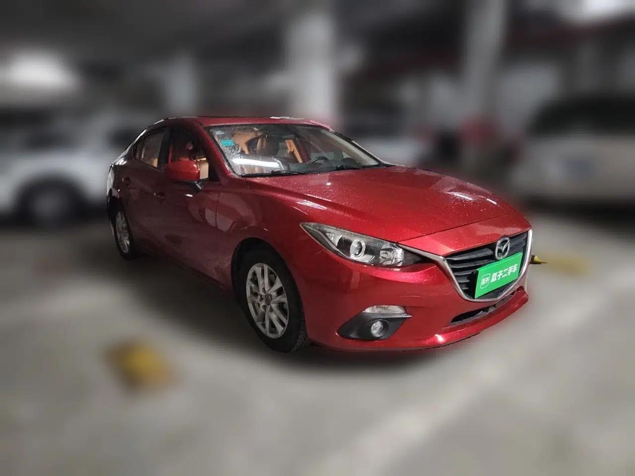 Mazda 3 Axela 2016 Sedan 1.5L Automatic Luxury Model — миниатюра 3
