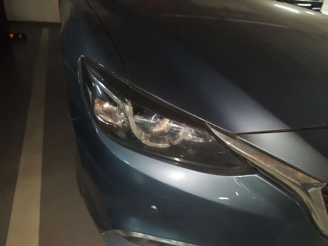 Mazda Atenza 2017 2.0L Blue Sky Luxury Edition — миниатюра 7
