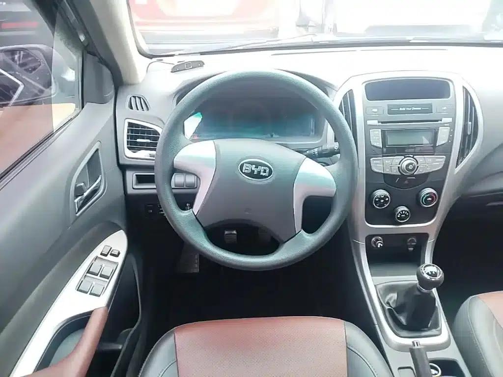 BYD F3 2015 Energy-Saving Edition 1.5L Manual Comfort Model — миниатюра 11