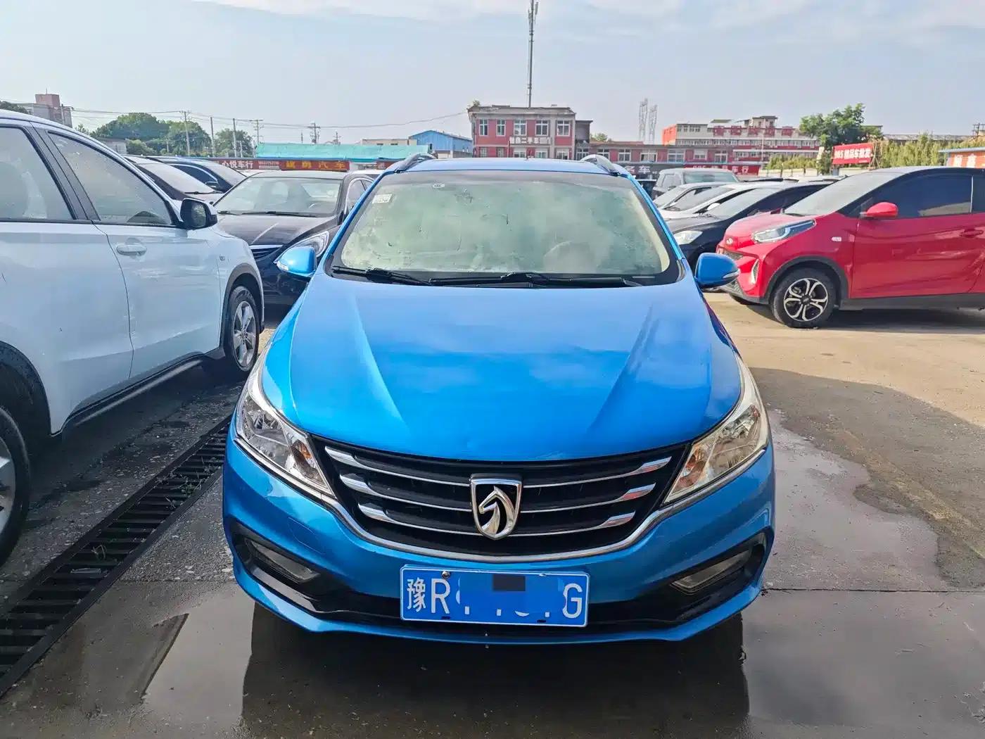 Baojun 310 2016 1.2L Manual Deluxe Edition — миниатюра 3