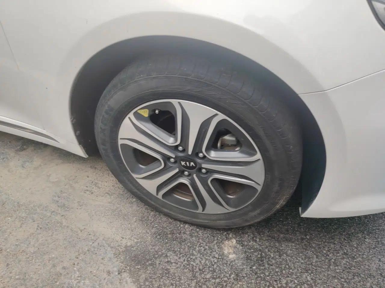 Kia K5 New Energy 2018 2.0L Smart Enjoyment Version — миниатюра 8
