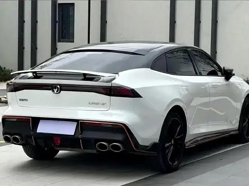 Changan UNI-V 2022 1.5T Sport Edition — миниатюра 11