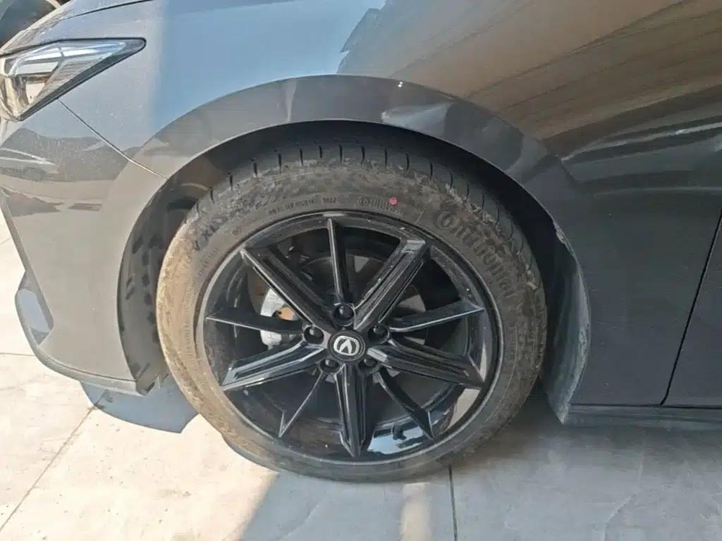 Changan UNI-V 2022 1.5T Premium Edition — миниатюра 25