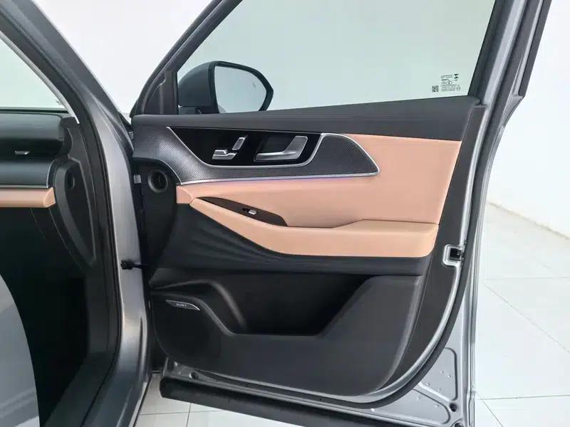 Chery Tiggo 8L 2024 2.0T Automatic Premium Edition — миниатюра 20