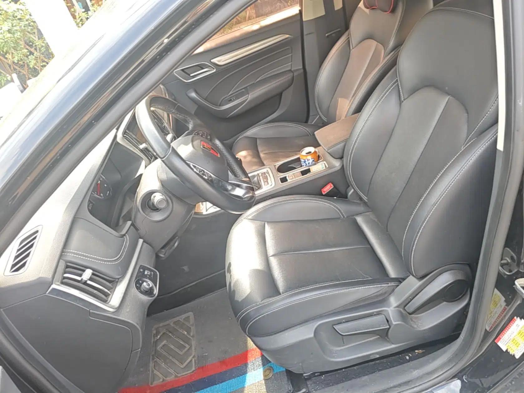 Roewe i6 2017 20T Manual Luxury Edition — миниатюра 15