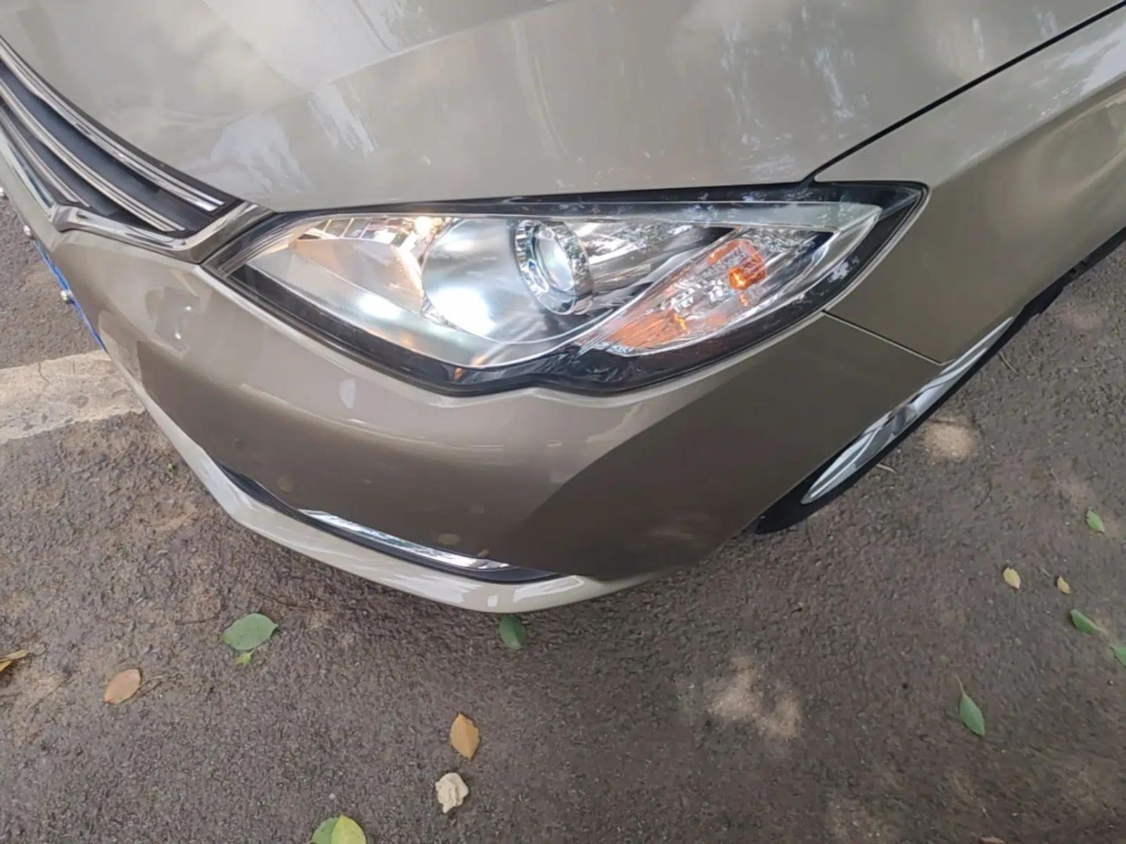 Roewe 360 2016 1.5L Manual Smart Screen Version — миниатюра 8