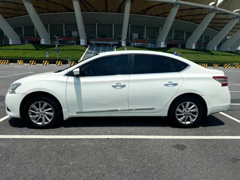 Nissan Sylphy 2012 1.8XL CVT Luxury Edition — миниатюра 4