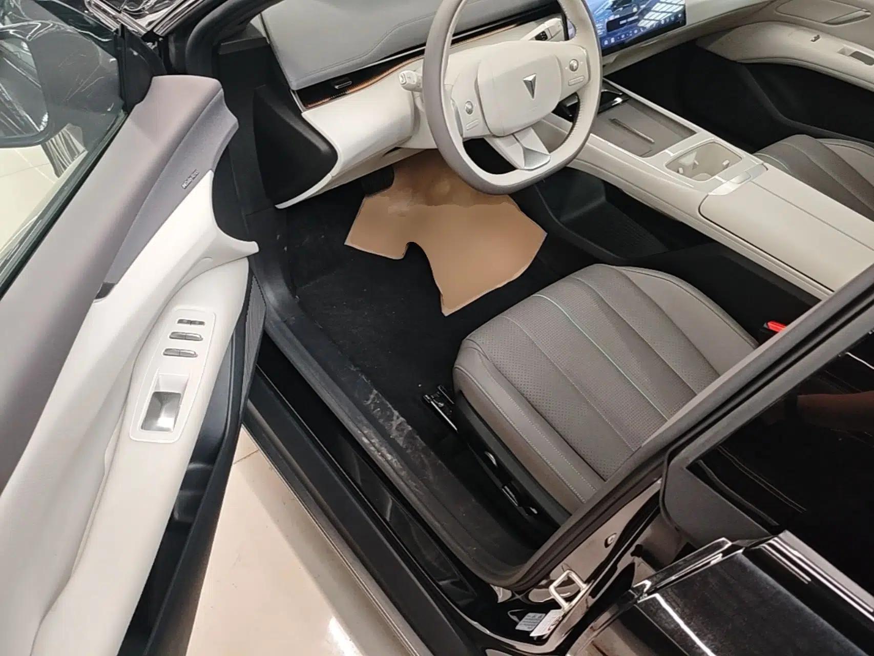 Deepal L07 2026 Model 660Ultra Huawei Qiankun Intelligent Driving ADS SE Edition — миниатюра 23