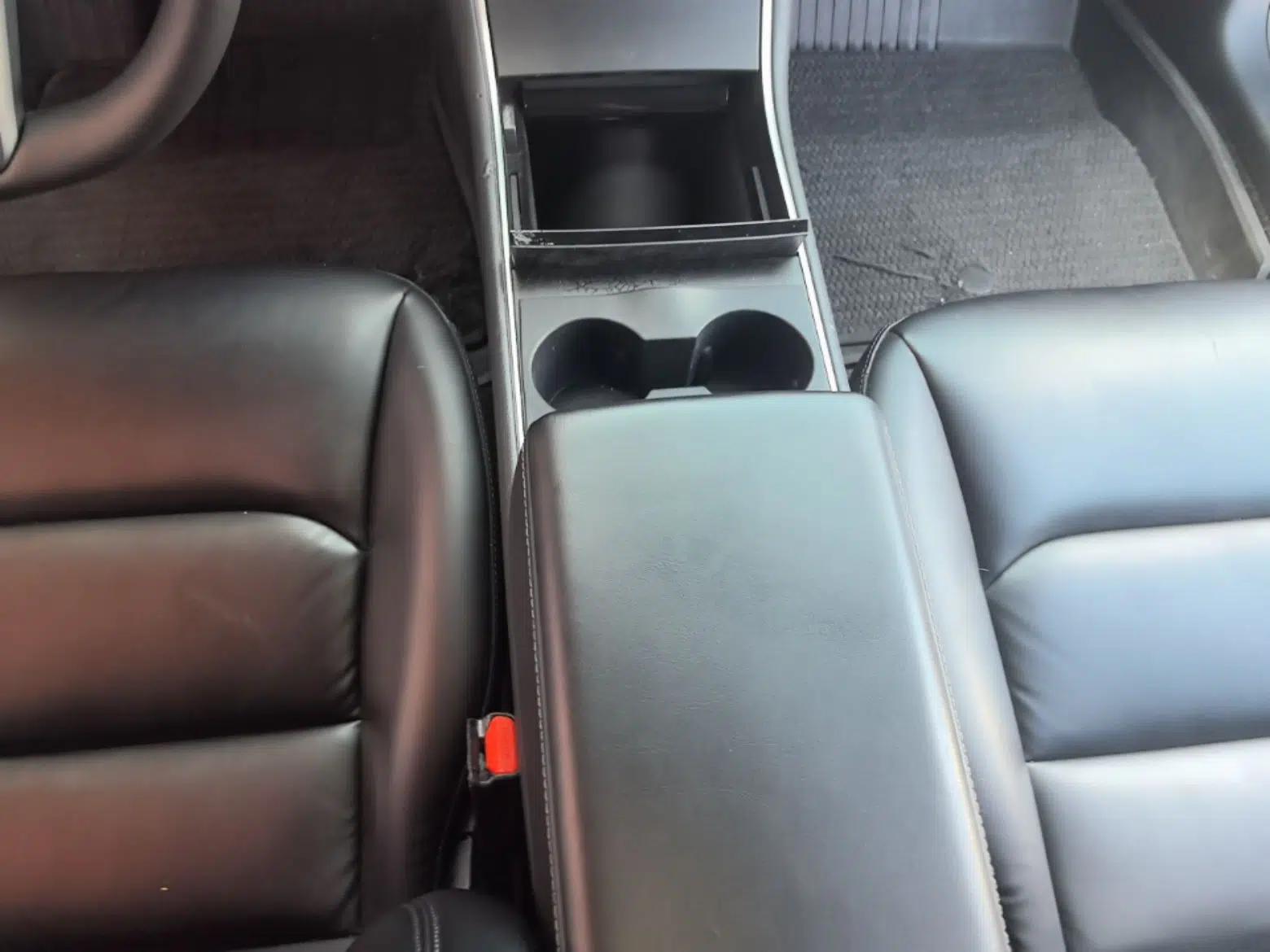 Tesla Model 3 2019 Standard Range Rear-Drive Upgraded Version — миниатюра 16
