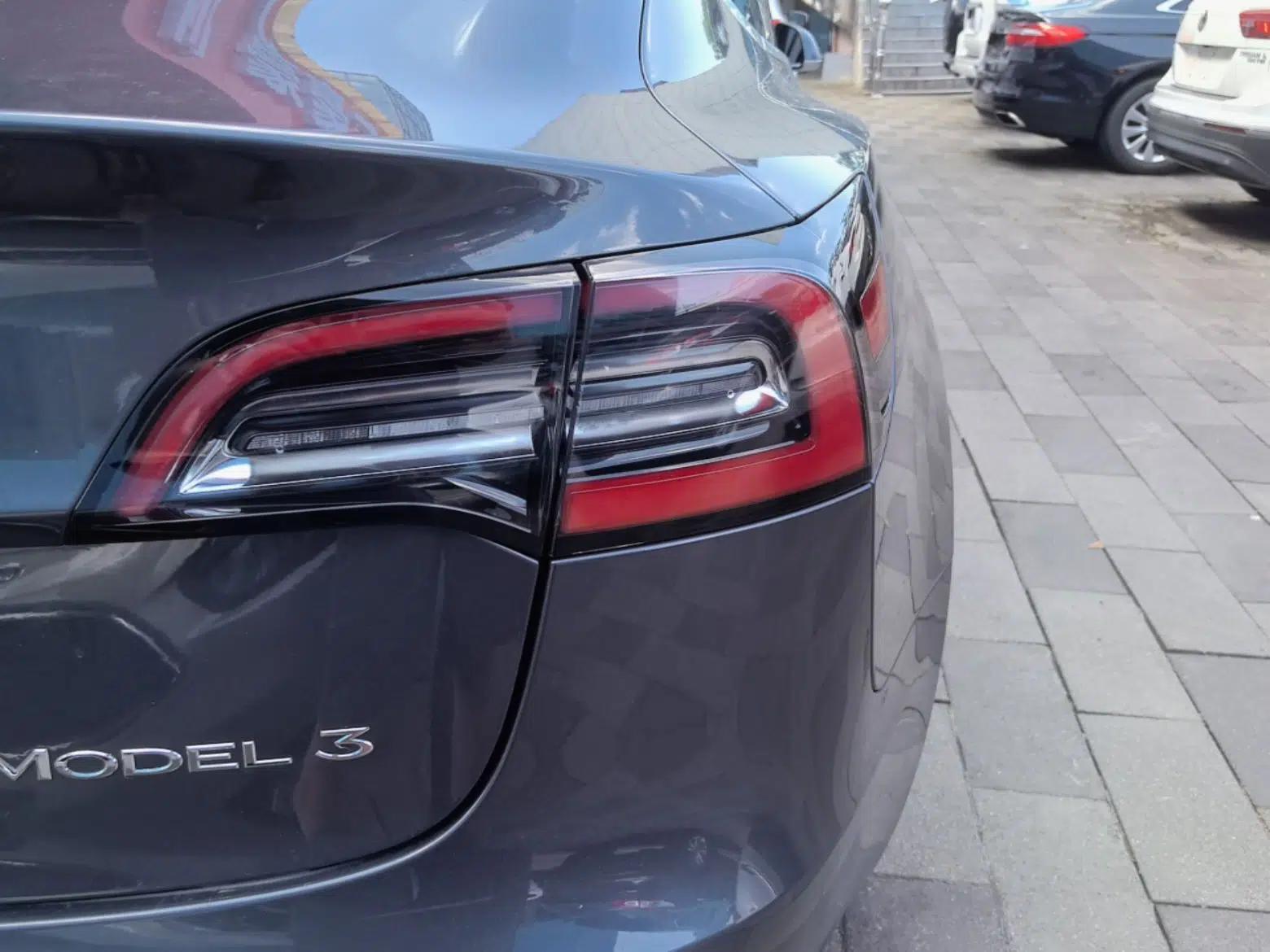 Tesla Model 3 2019 Standard Range Rear-Drive Upgraded Version — миниатюра 9