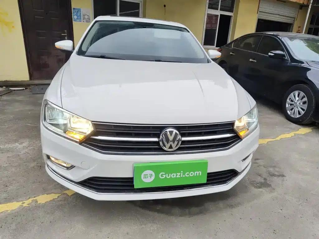 2016 Volkswagen Bora 230TSI Manual Comfort Model — миниатюра 3
