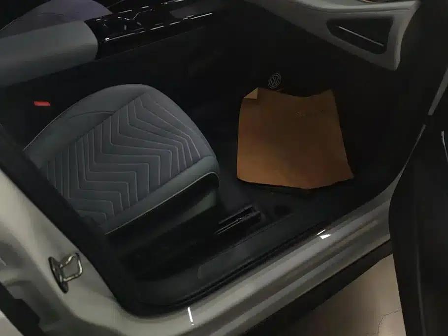 Volkswagen ID.3 2025 Smart Edition - Outstanding Version — миниатюра 8