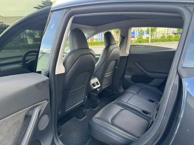 Model Y 2024 Long Range All-Wheel Drive — миниатюра 15