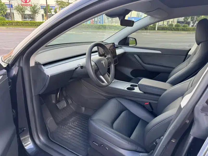 Model Y 2024 Long Range All-Wheel Drive — миниатюра 18