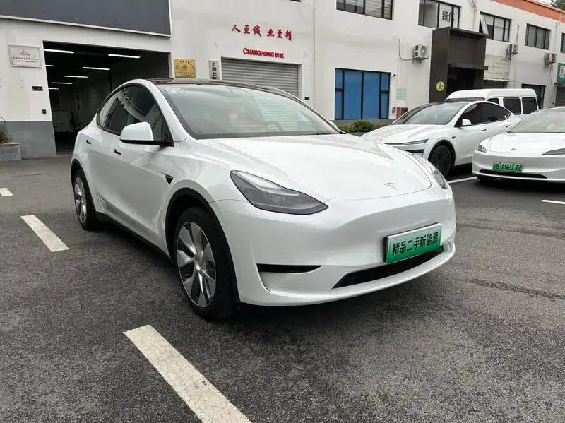 Model Y 2022 Facelift Rear-Wheel Drive Version — миниатюра 3