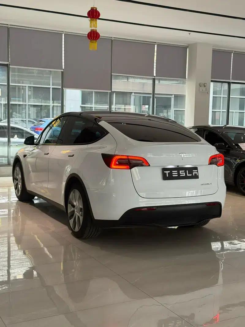 Model Y 2022 Facelift Rear-Wheel Drive Version — миниатюра 4