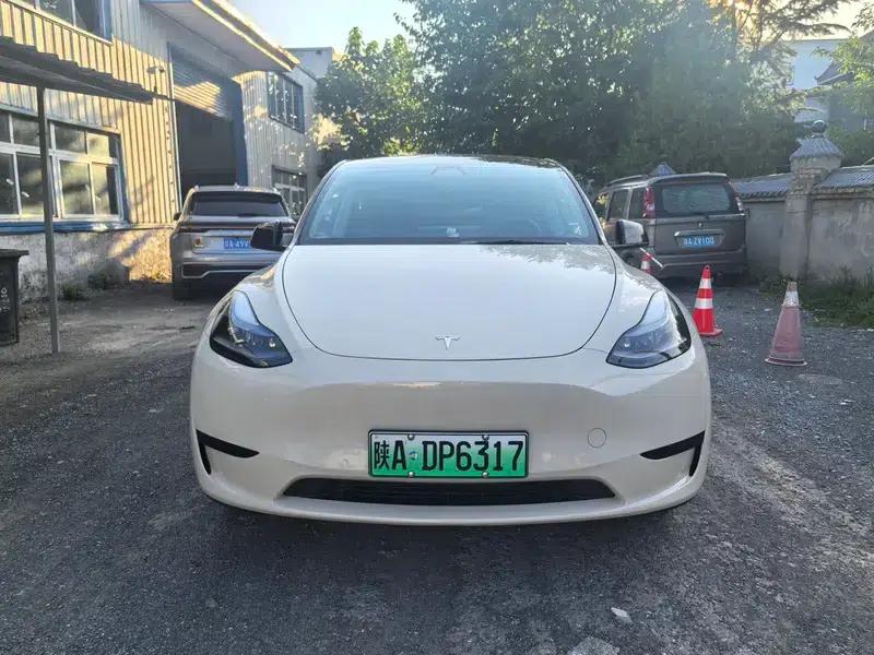 Model Y 2022 Rear-Wheel Drive — миниатюра 2