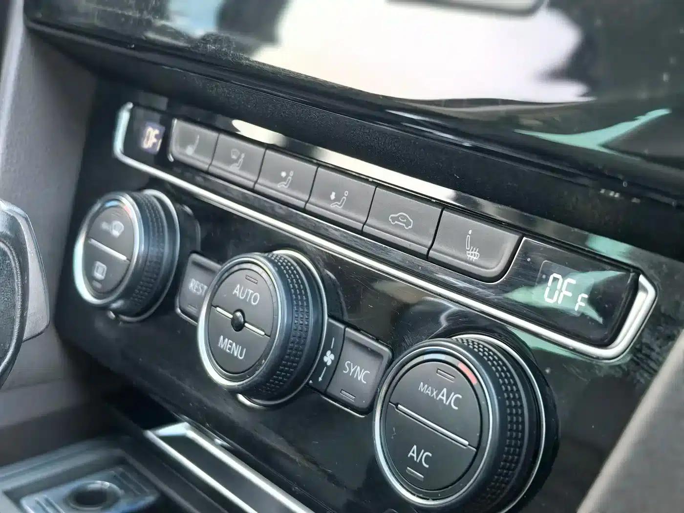 Passat Variant 2017 380TSI 2WD Comfortline — миниатюра 18