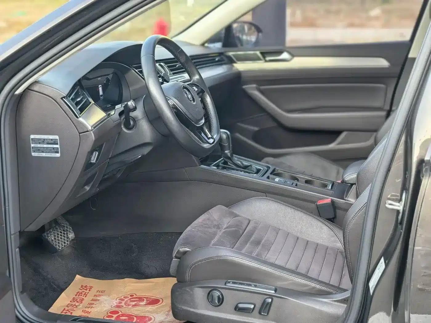 Passat Variant 2017 380TSI 2WD Comfortline — миниатюра 9