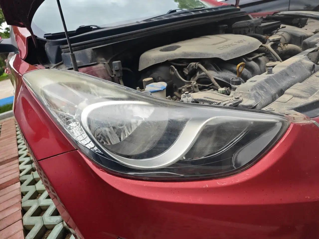 Hyundai Elantra (5th Generation / Langdong) 2012 1.6L Automatic Fashion Edition — миниатюра 7