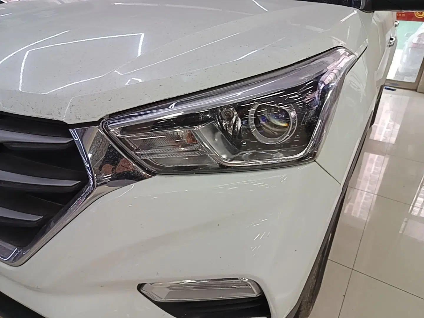 Hyundai ix25 2017 1.6L Automatic Smart Version — миниатюра 8