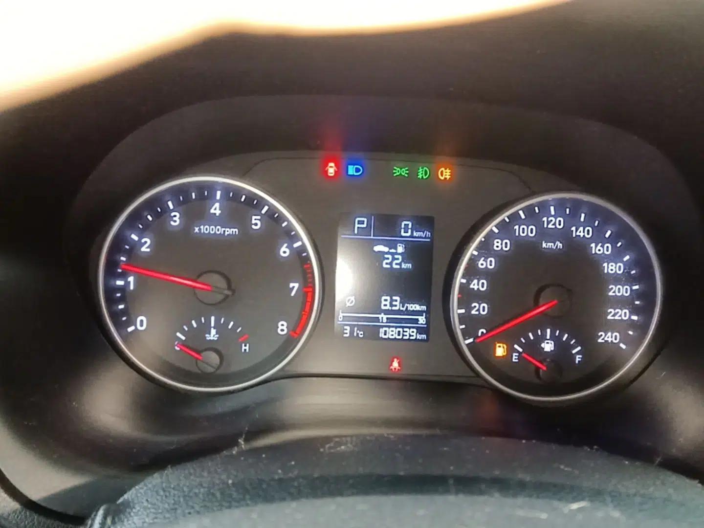 Hyundai Celesta 2018 1.6L Automatic GL Enjoyment Edition China VI compliant — миниатюра 14