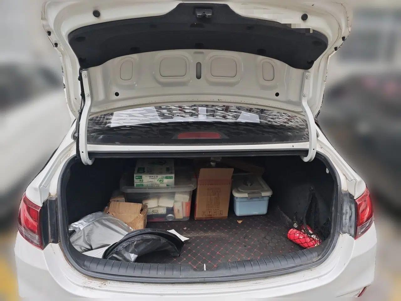 Hyundai Celesta 2020 1.6L Automatic GL Enjoyable Edition — миниатюра 19