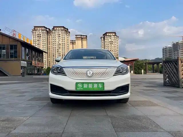 Dongfeng Fengshen E70 2021 Facelift 500 Super Enjoy Edition