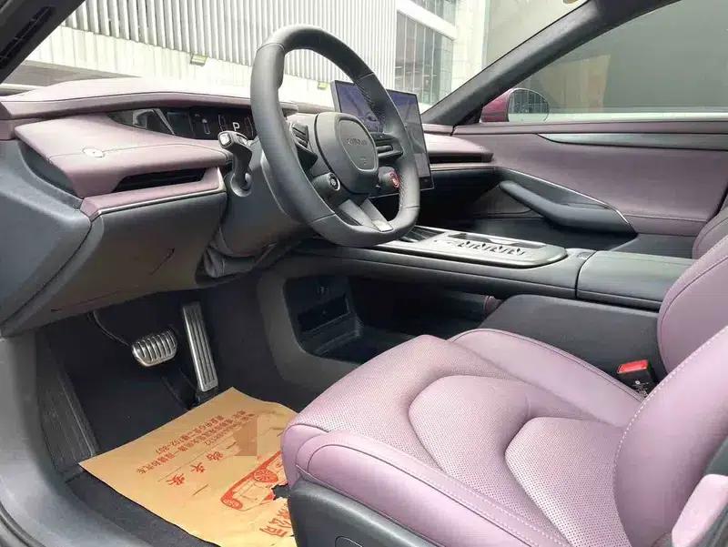 Xiaomi SU7 2024 All-Wheel Drive Long Range Max Edition — миниатюра 8