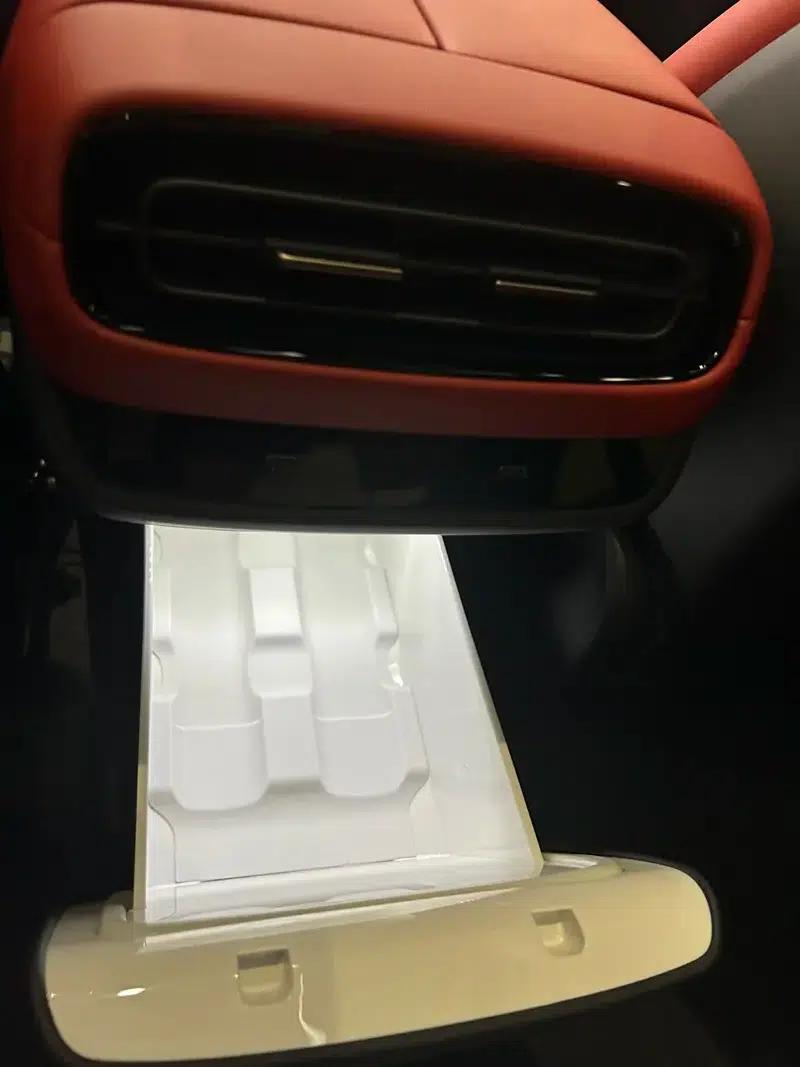 Xiaomi SU7 2024 Model, Rear-Wheel Drive, Long-Range Pro Edition — миниатюра 11
