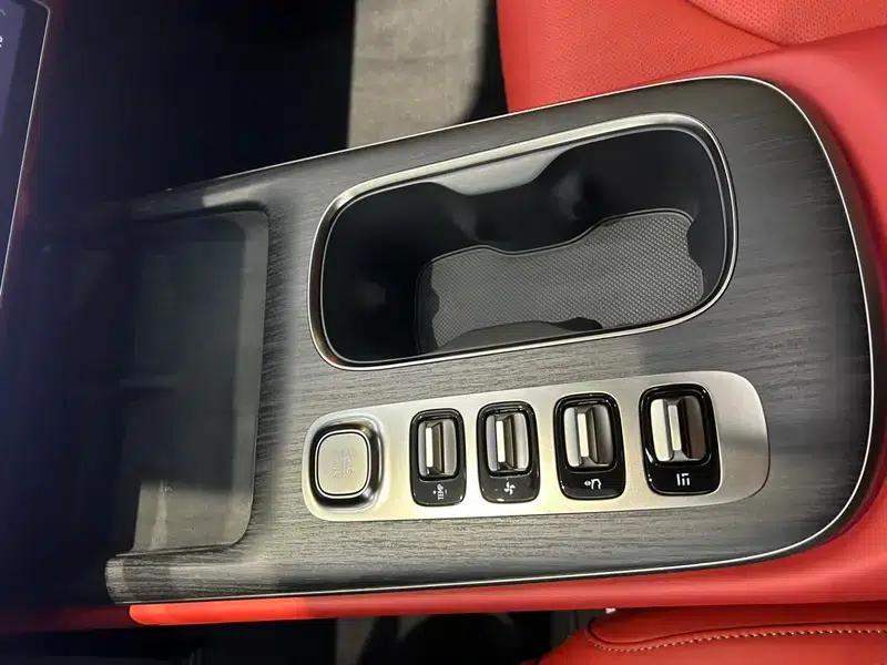 Xiaomi SU7 2024 Model, Rear-Wheel Drive, Long-Range Pro Edition — миниатюра 18